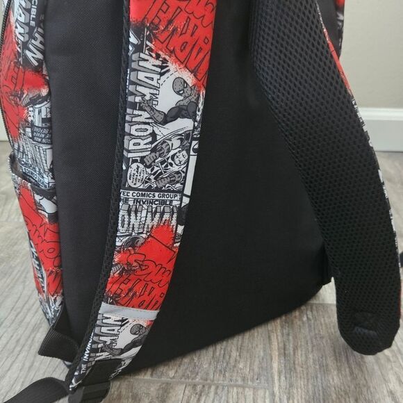NWOT Marvel Comic Strip Backpack - Picture 12 of 13